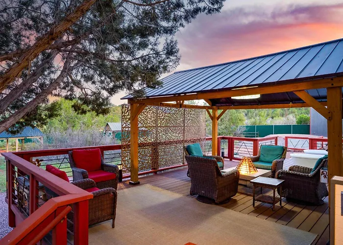 Private Indoor Pickleball Court & Red Rock Views Sedona