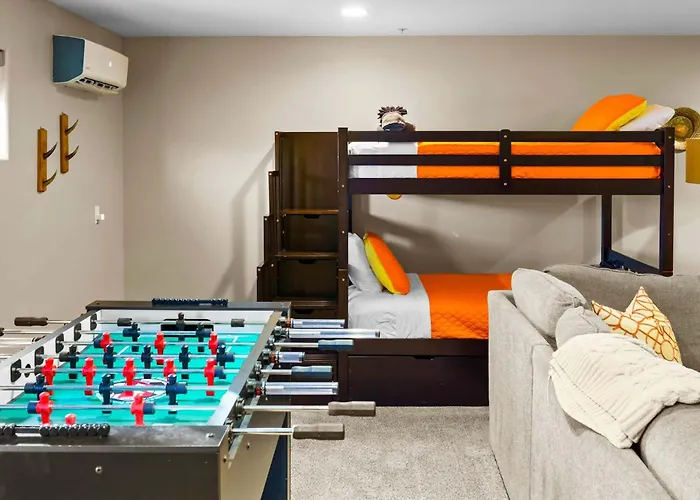 Private Indoor Pickleball Court & Red Rock Views Holiday home Sedona