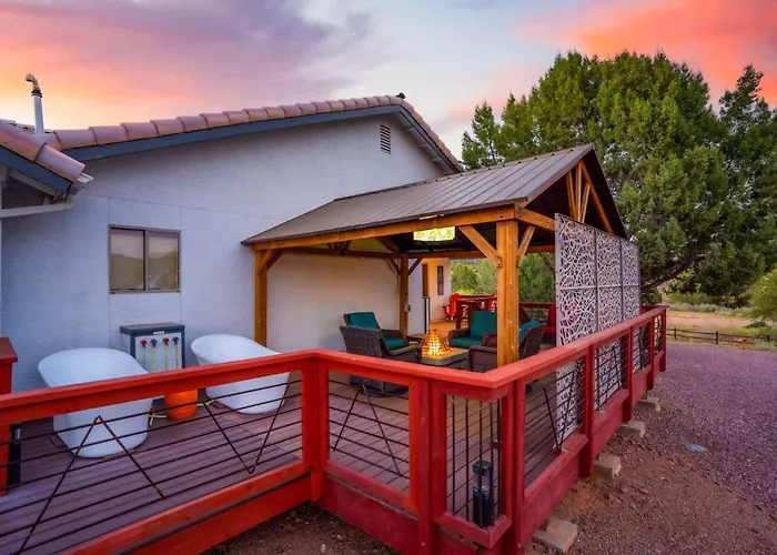Holiday home Private Indoor Pickleball Court & Red Rock Views