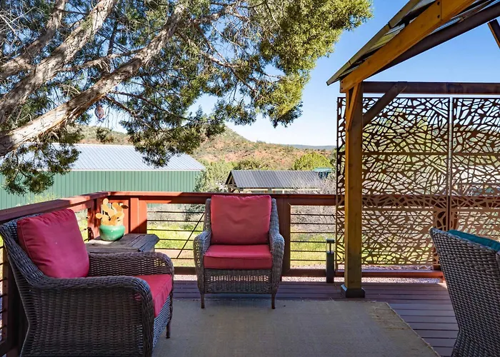 Private Indoor Pickleball Court & Red Rock Views